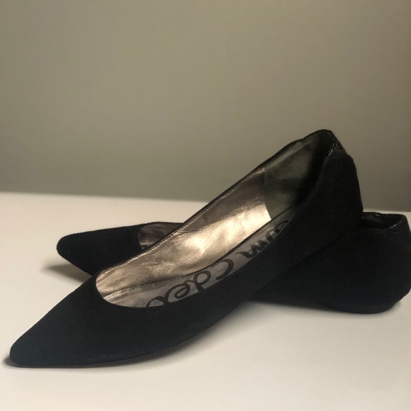 Sam Edelman Rae Black Suede Flats - Picture 2 of 6